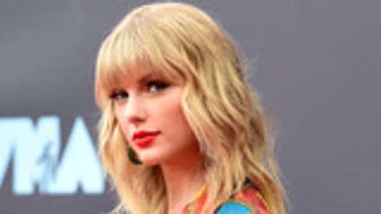 Music Stars Encourage Fans to Register to Vote | Billboard News