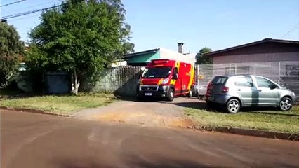 Vítima de queda é socorrida no Bairro Cascavel Velho
