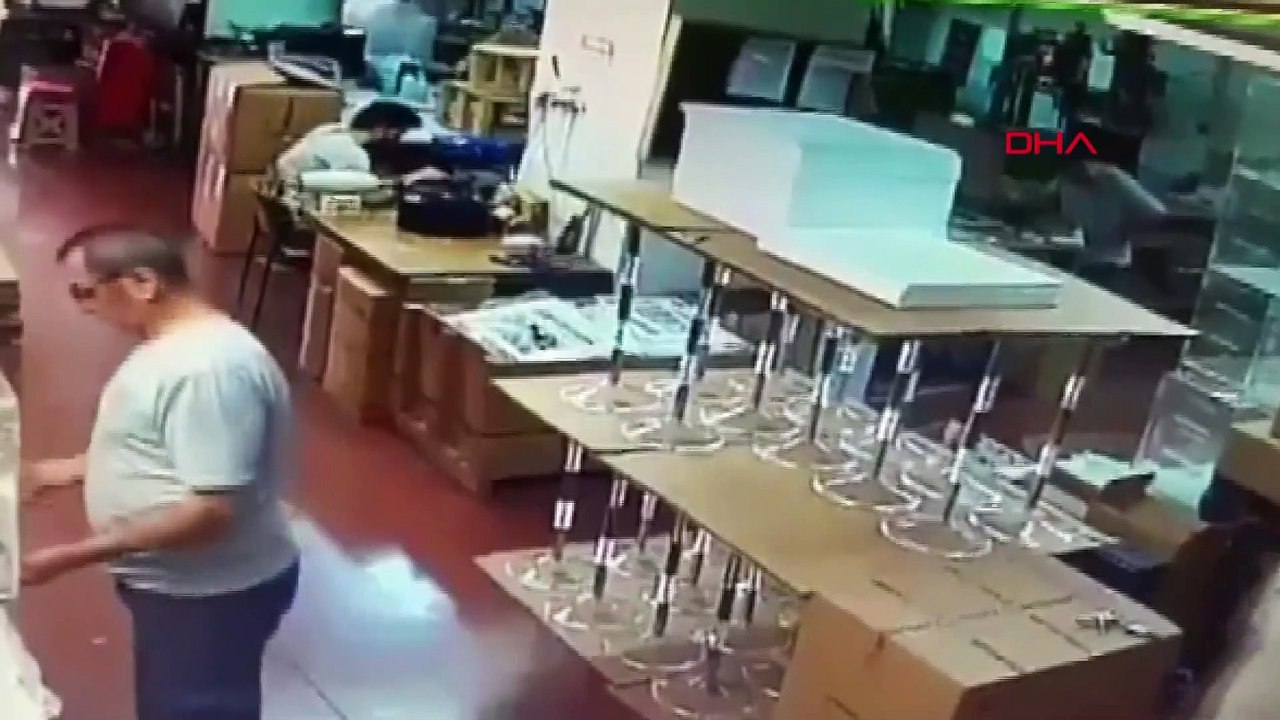 Fabrika böyle sallandı