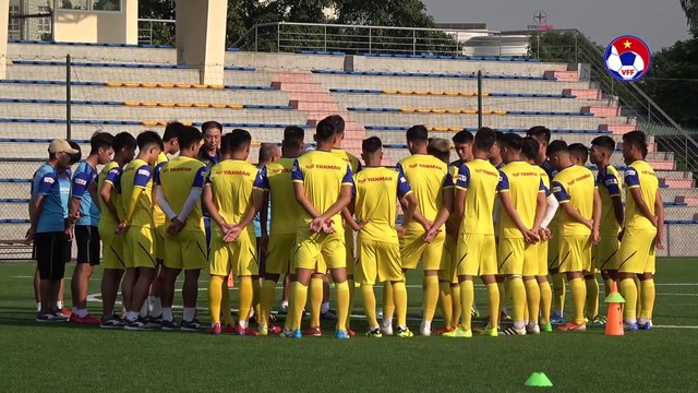 Trọng Hùng tiết lộ cách HLV Park và ĐT U22 Việt Nam chuẩn bị cho SEA Games 30 | VFF Channel