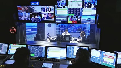 EXCLUSIF - Pour Emmanuel Macron, supprimer l'Aide médicale d'État "serait ridicule", mais "il faut l'évaluer"