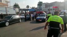Adana'da polis servis aracına bombalı saldırı 1'i polis, 5 yaralı