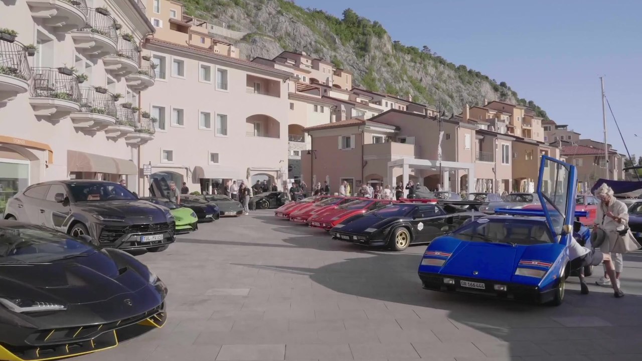 "Lamborghini & Design" Concorso d’Eleganza crowns the 1964 Lamborghini 350 GT