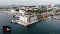 Haydarpaşa Garı’nın simgesi olan saat yerine monte edildi