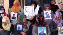 Diyarbakır'da oturma eylemi yapan anne acı haberi aldı