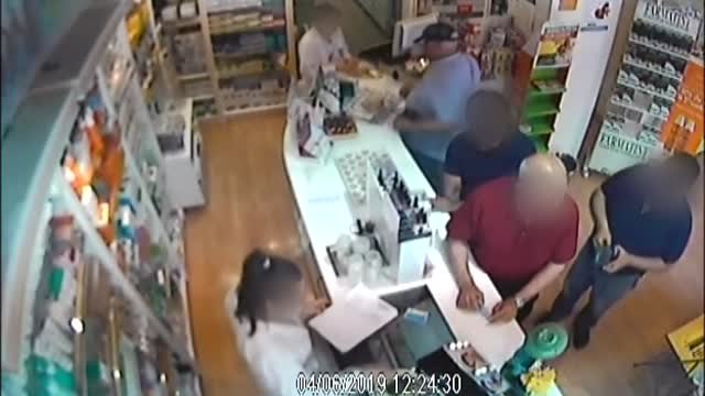 Detenido un hombre de 62 años por robar a ancianos