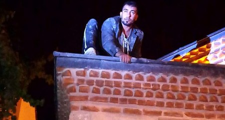 Camideki kurşun levhaları çalmaya çalışan hırsızlar suçüstü yakalandı