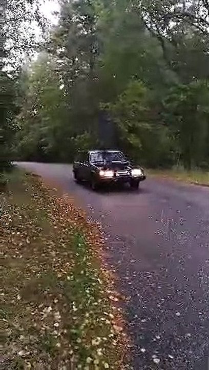 VÍDEO: Mira cómo ruge este Volvo clásico con un motor turbo BMW