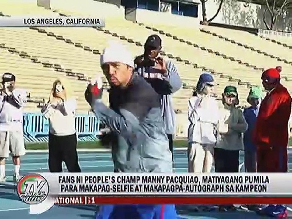 Fans ni People's Champ Manny Pacquiao, matiyagang pumila para makapag-selfie at makapagpa-autograph sa kampeon