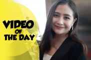 Video of The Day: Duo Serigala Ribut saat Live, Prilly Latuconsina Buka Mata Batinnya