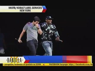 Mark Wahlberg, may surprise appearance sa concert ng 'New Kids On The Block'