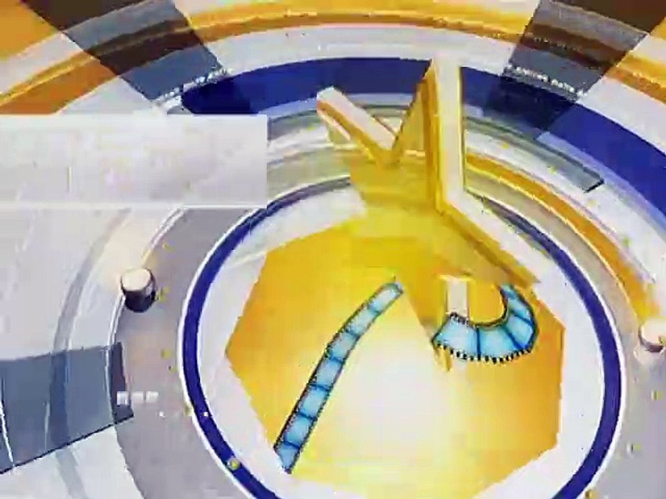 Nadine Lustre, pinasaya ang isang Telecoms event