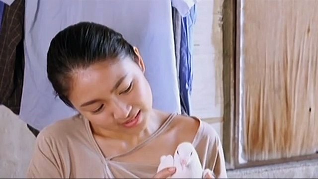 Leah, humingi ng sign para kay Clark