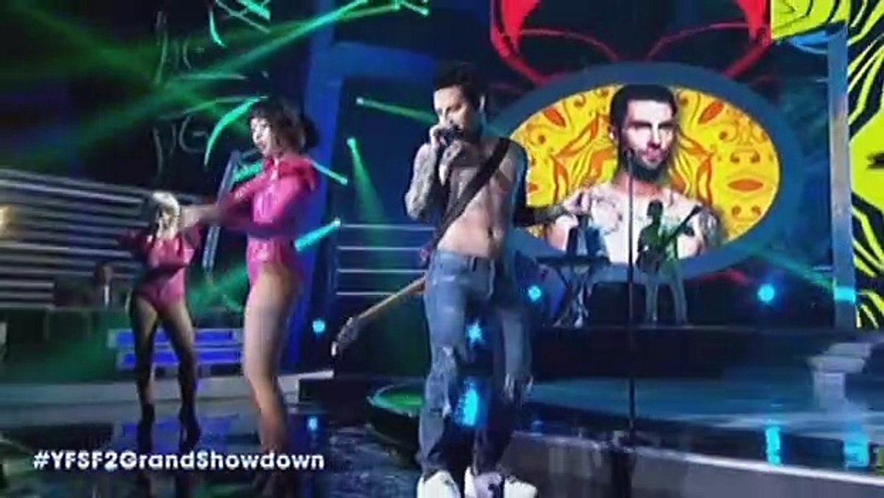 Michael Pangilinan as Adam Levine - ""Sugar""