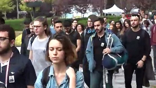 İstiklal Caddesi'nde öldürülen Halit Ayar için İTÜ'de anma etkinliği: Beraber kurduğumuz hayalleri içimde seni taşıyarak ben gerçekleştireceğim, iyi ki benim abimdin