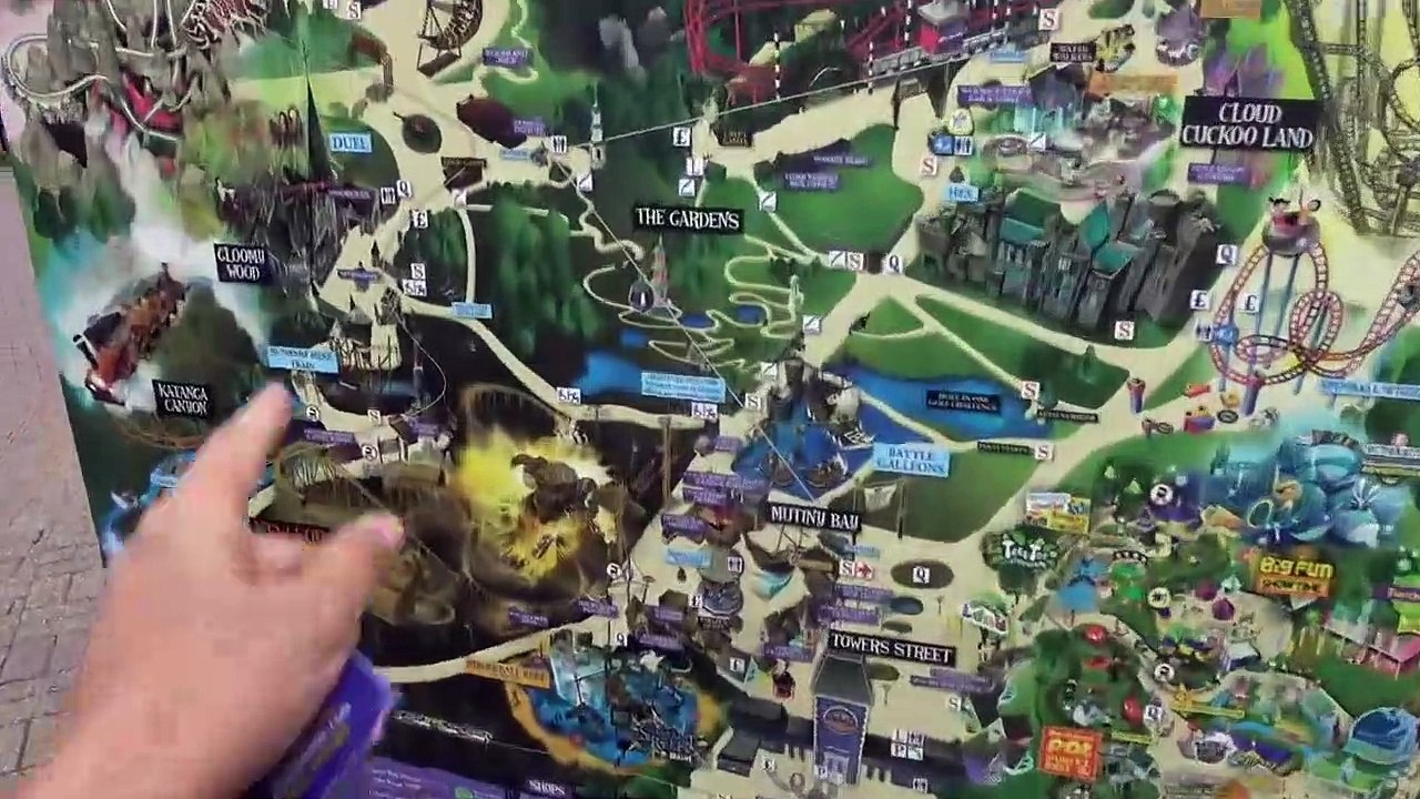 LE + GRAND PARC D'ATTRACTIONS D'EUROPE • ALTON TOWERS VLOG - Studio Bubble Tea