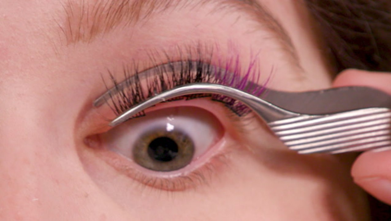 I tried a $145 DIY lash-extensions kit