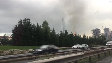 TEM bağlantı yolundaki ağaçlık alanda yangın