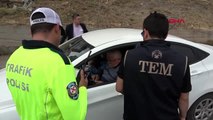 Karabük'te 'dumansız araç uygulaması' nda 25 sürücüye ceza kesildi