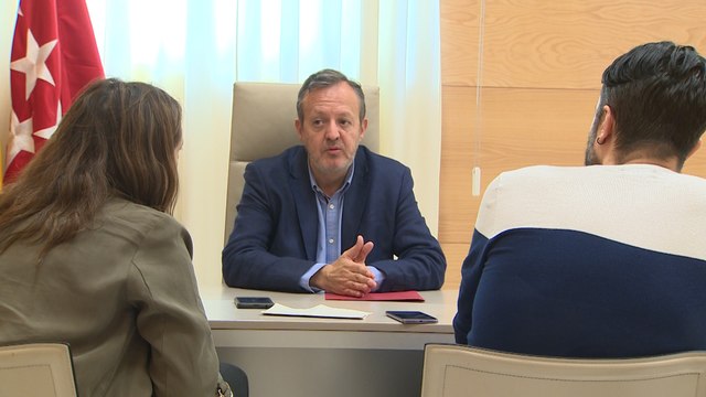 Alberto Reyero explica sus medidas de política social