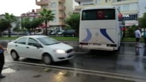 Alanya'da yağış kazalara neden oldu