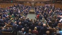 Johnson reta a la oposición a una moción de censura al reabrir el Parlamento