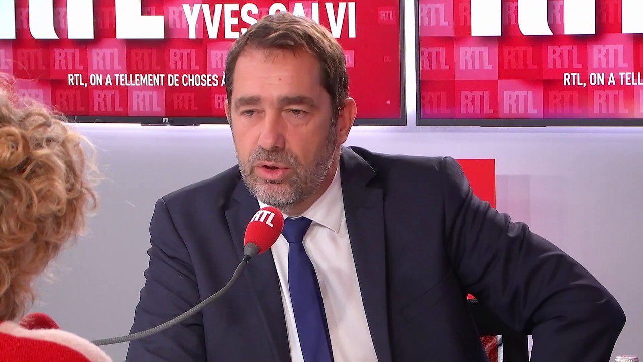 Forces de l'ordre "barbares" : Castaner va signaler les propos de Mélenchon à la justice