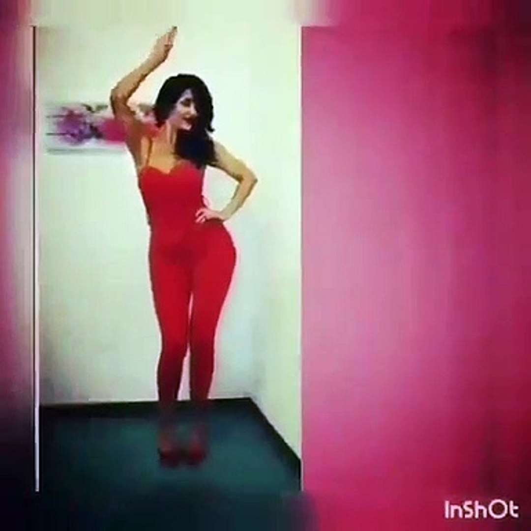 رقص دختر ایرانی زیبا - video Dailymotion