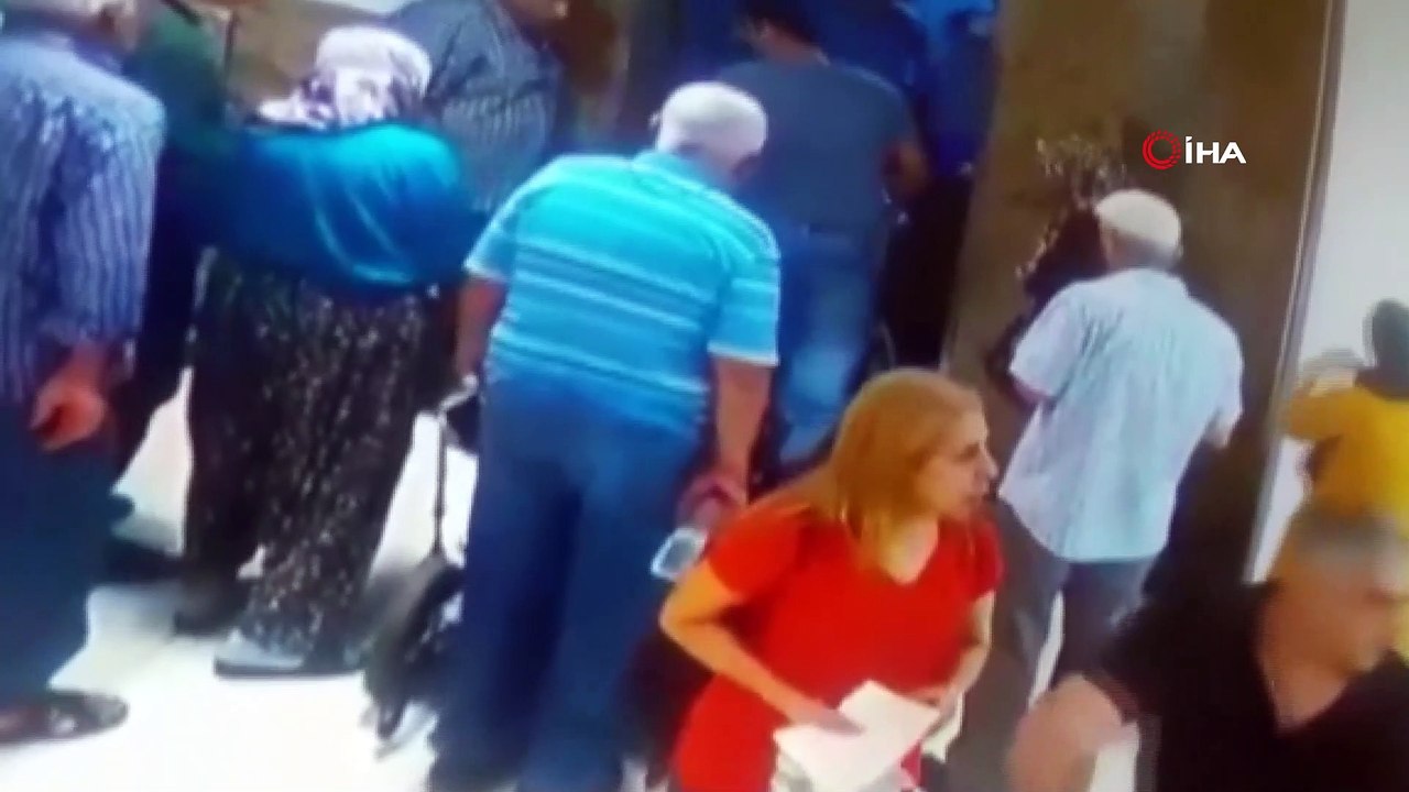70 yaşındaki yaşlı adamdan hastane asansöründe yankesicilik...70'lik zanlı kamerada