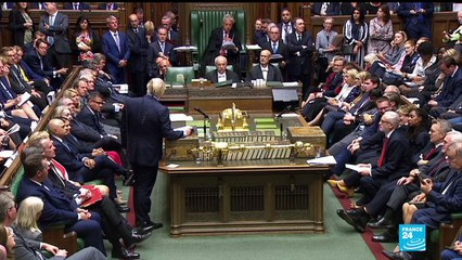 Boris Johnson met l'opposition au défi de voter une motion de défiance