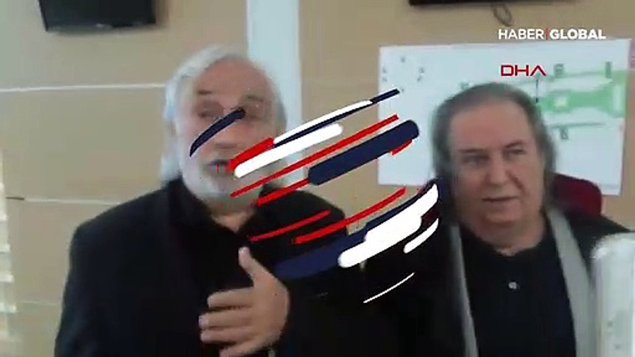 Müjdat Gezen'in Burhan Kuzu'ya hakaret davasında karar verildi