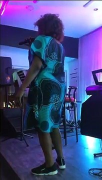 #Kong by Tina Glamour (Mère d'Arafat DJ)