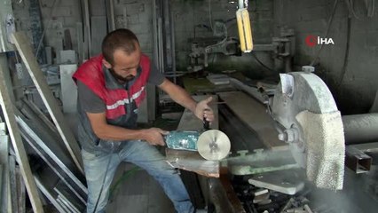 13 yıl önce kimliğini kaybetti, başı icralardan kurtulmuyor