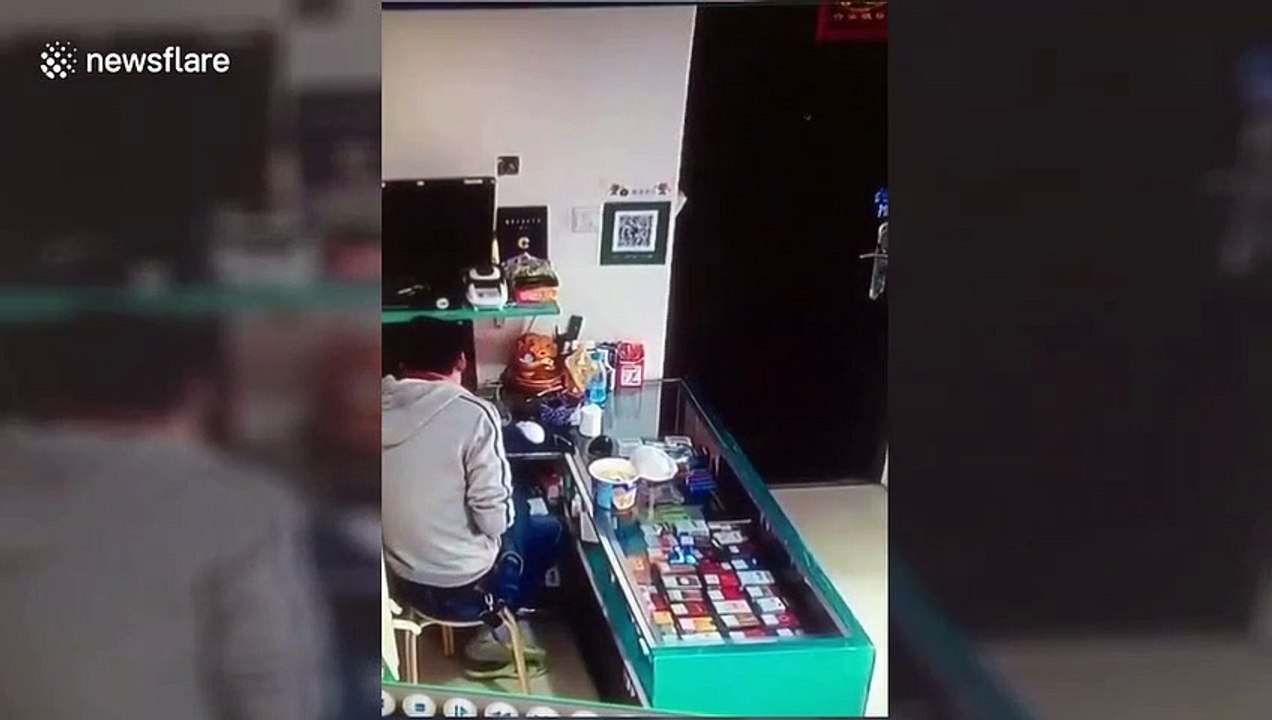 Explosion d'un pot de nouilles instantanées