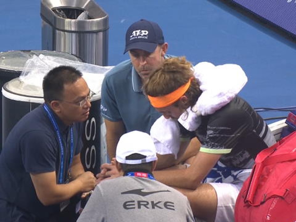 Zhuhai - Tsitsipas abandonne face à Mannarino