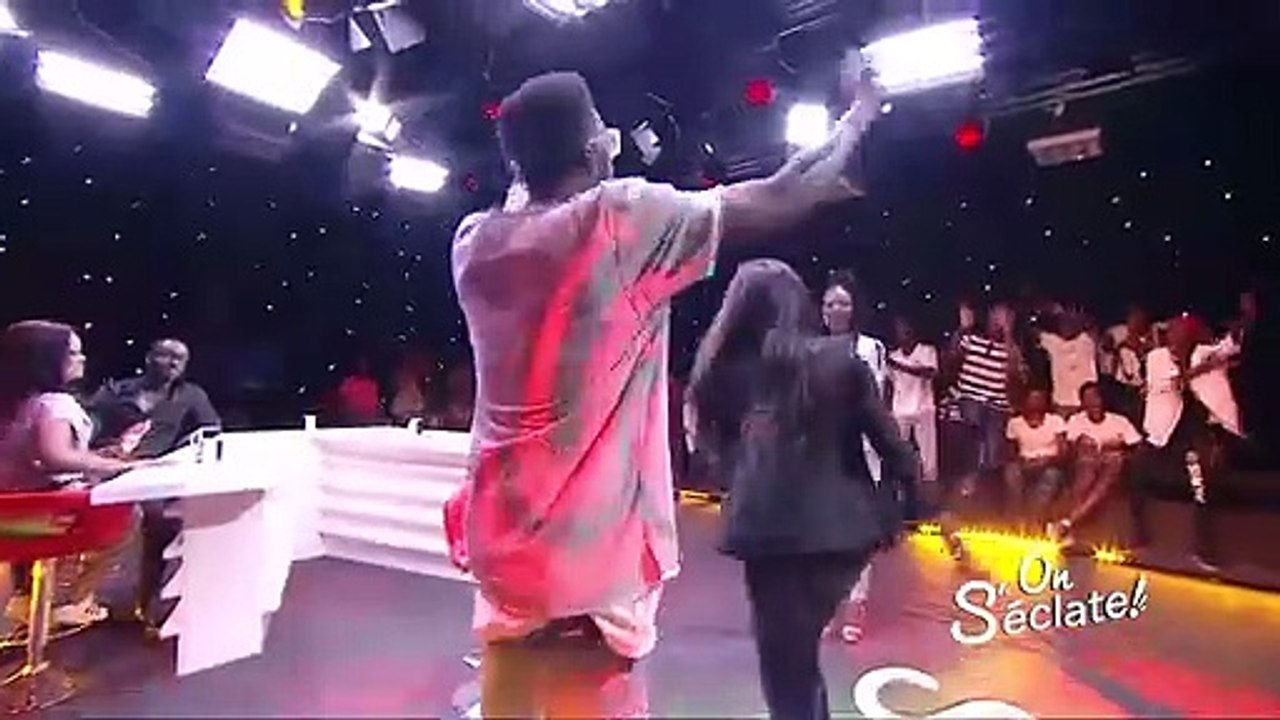 DANSE AVEC LES SIGNES KONG - ON S'ECLATE !  extrait 3 de l'épisode 10 (SAISON 3)