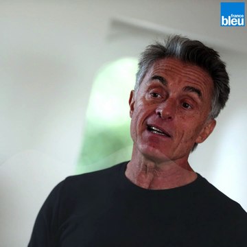 Gérard Holtz : Jacqes Chirac se relevait la nuit pour regarder des combats de sumos