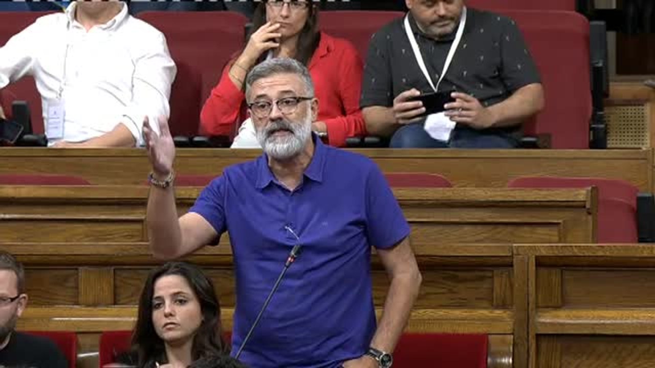 La CUP abandona el Parlament tras saber que los miembros de los CDR detenidos irán a prisión provisional