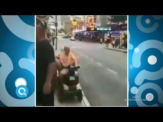 Sacan a mujer borracha en motoneta | Qué Importa