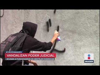 Tiran bombas molotov contra el Palacio de Justicia en Iguala | Noticias con Ciro Gómez Leyva