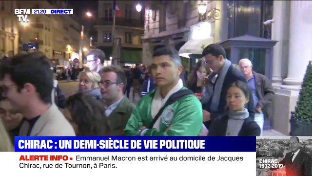 Jacques Chirac: des dizaines de personnes personnes patientent déjà pour signer le livre de condoléances