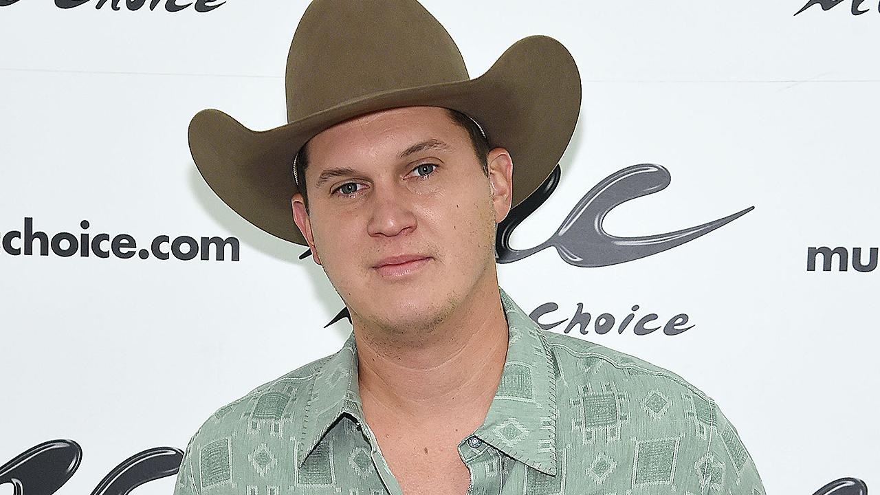 Jon Pardi Shares True Story Behind Song 'Me and Jack': Removing Jack Daniels from His Rider!