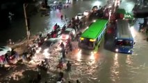 - Hindistan'da Sel Felaketi: 11 Ölü