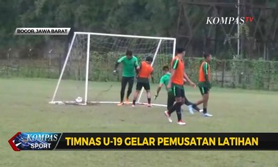 Video herunterladen: Timnas U-19 Gelar Latihan Jelang Kualifikasi Piala Asia U-19