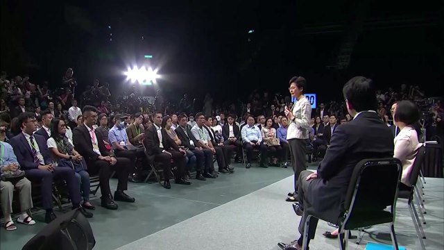 홍콩, 주말 또 대규모 시위...캐리 람, 시민과의 대화서 '진땀' / YTN