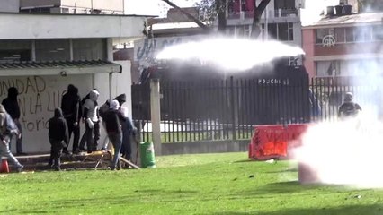 Kolombiya'nın başkentinde öğrenci protestosu