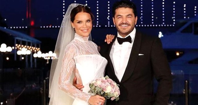 Dün akşam evlenen Ebru Şallı'nın tektaşının büyüklüğü herkesi şaşkına çevirdi