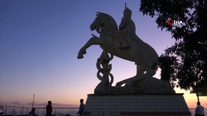 Harput'ta gün batımı karpostallık görüntüler oluşturuyor