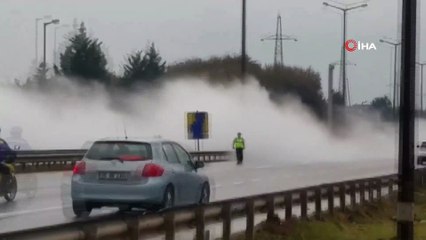 Kocaeli’de fabrikadan sızan gazlar D-100’ü trafiğe kapattı