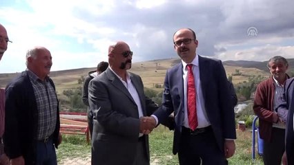 Şarkışla'da pilav ve aşure ikramı